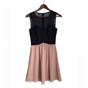 Gianni Bini XS Lace Top Cocktail Dress